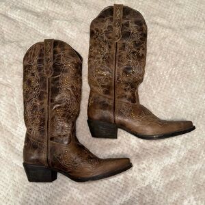 Women’s Laredo leather Cowgirl Boots